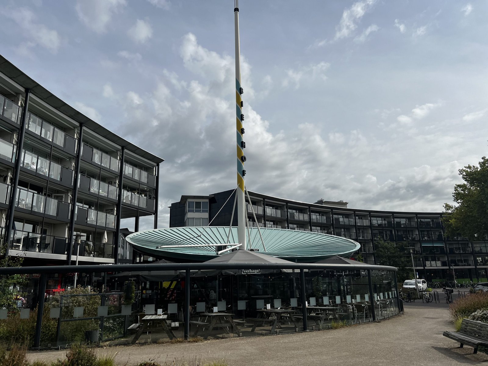 Drechtsteden Fastfood horecabedrijf met omzet boven de 1 mljn ter overname.