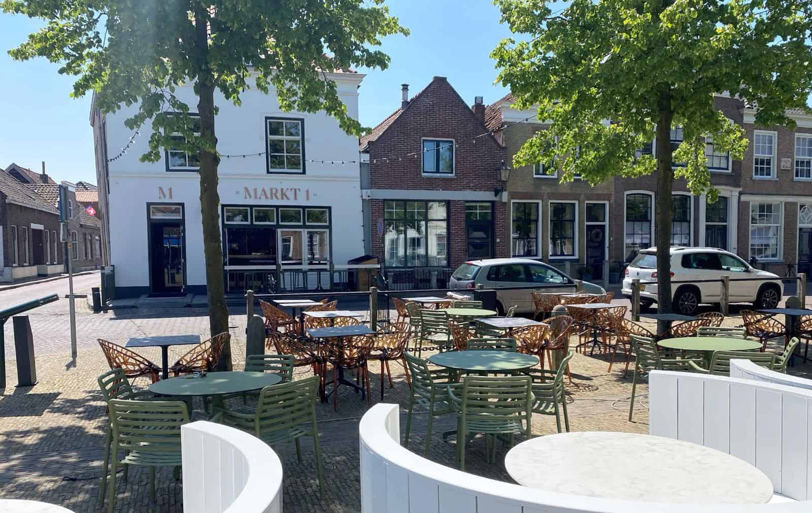 Te koop / te huur horecapand Markt 1 Heenvliet