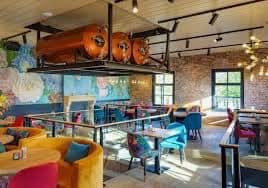 Te koop / te huur horecapand Markt 1 Heenvliet