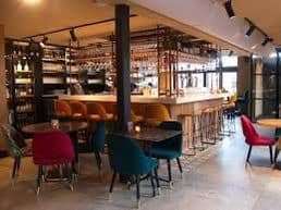 Te koop / te huur horecapand Markt 1 Heenvliet