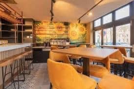 Te koop / te huur horecapand Markt 1 Heenvliet