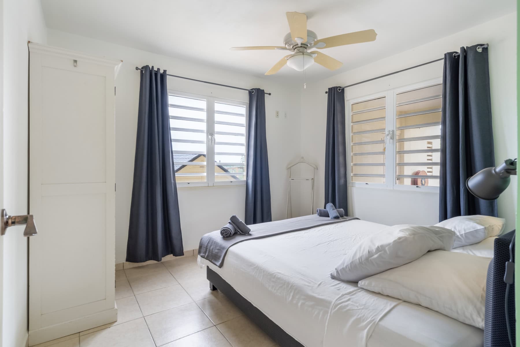 Te koop Bonaire resort boutique appartementen met zwembaden