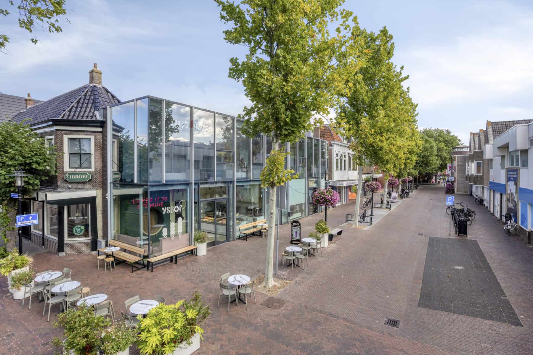 Ter overname IJssalon Bollenstreek op super locatieTer overname IJssalon Bollenstreek op super locatie