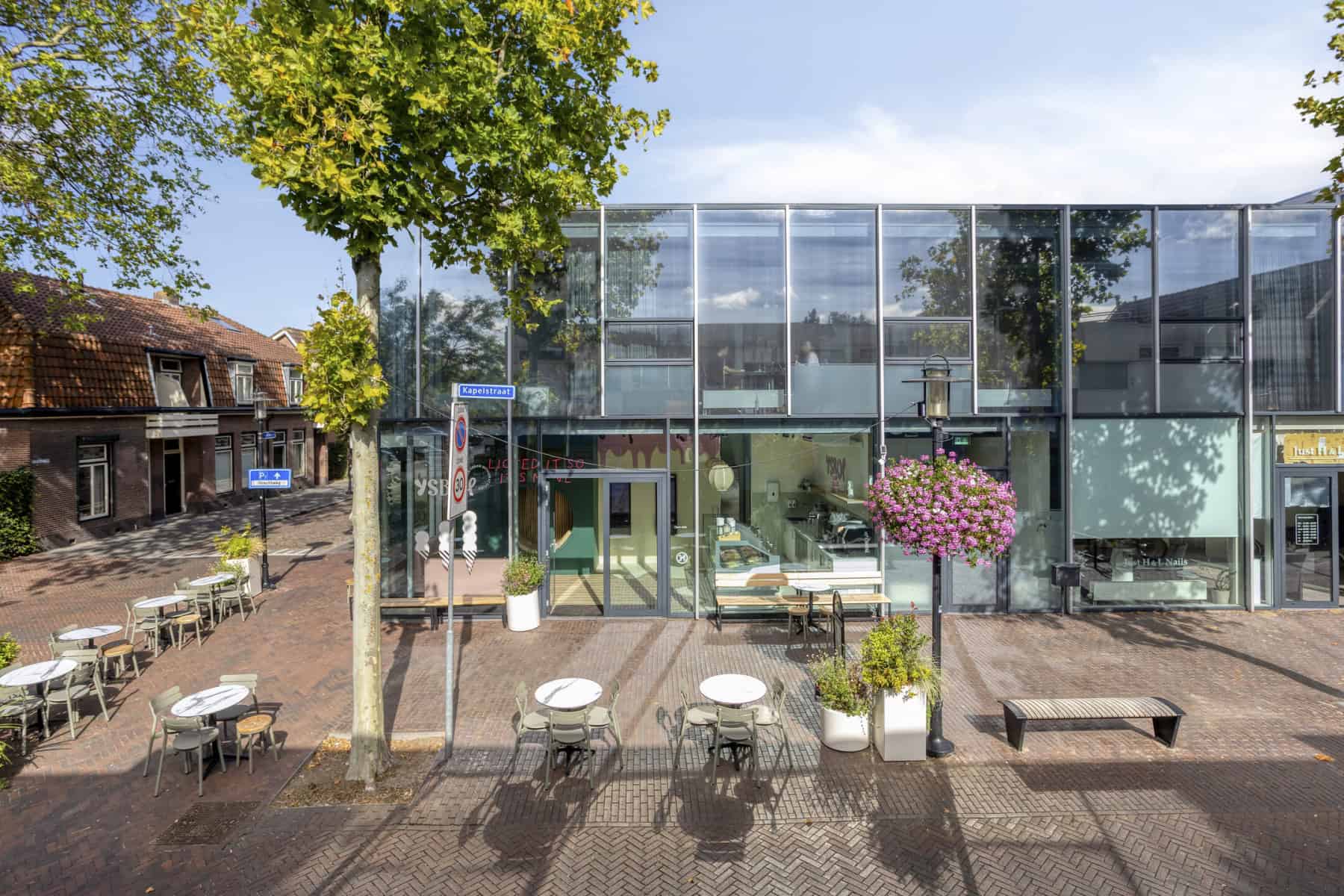 Ter overname IJssalon Bollenstreek op super locatieTer overname IJssalon Bollenstreek op super locatie