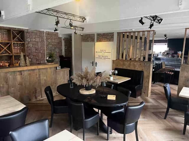 Te koop te huur cafetaria kiosk in Rozenbrug18 normaal